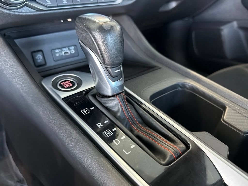 Used 2025 Nissan Sentra SR FWD image 27