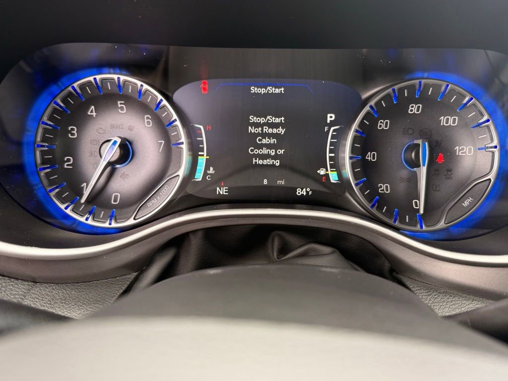 New 2026 Chrysler Pacifica Select image 18