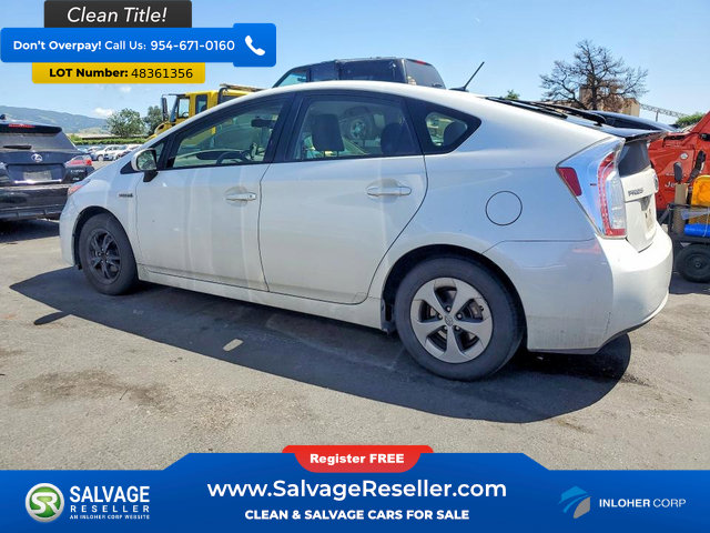 Used 2015 Toyota Prius Three FWD image 3