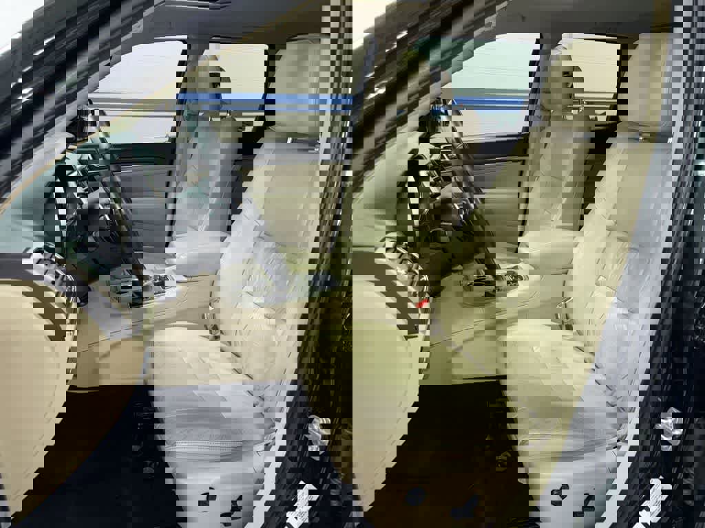 Used 2015 Jeep Grand Cherokee Limited image 15