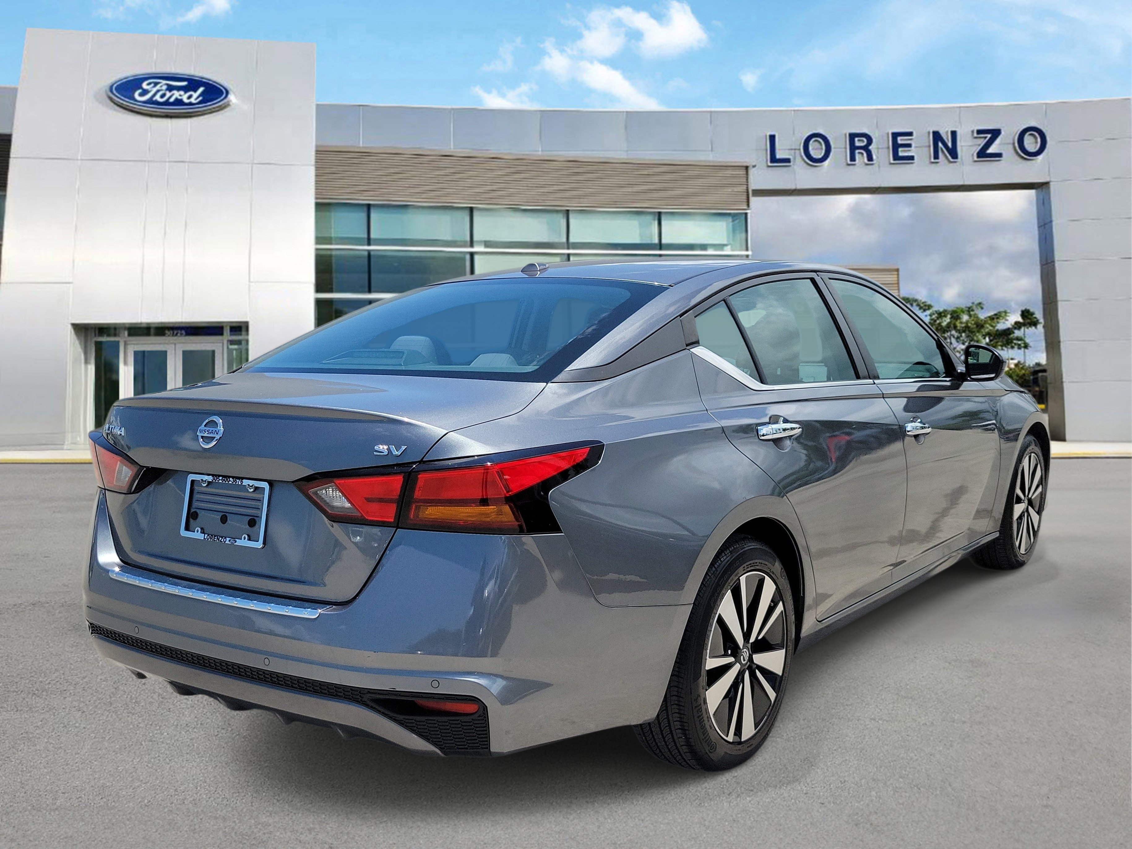 Used 2022 Nissan Altima 2.5 SV FWD image 5