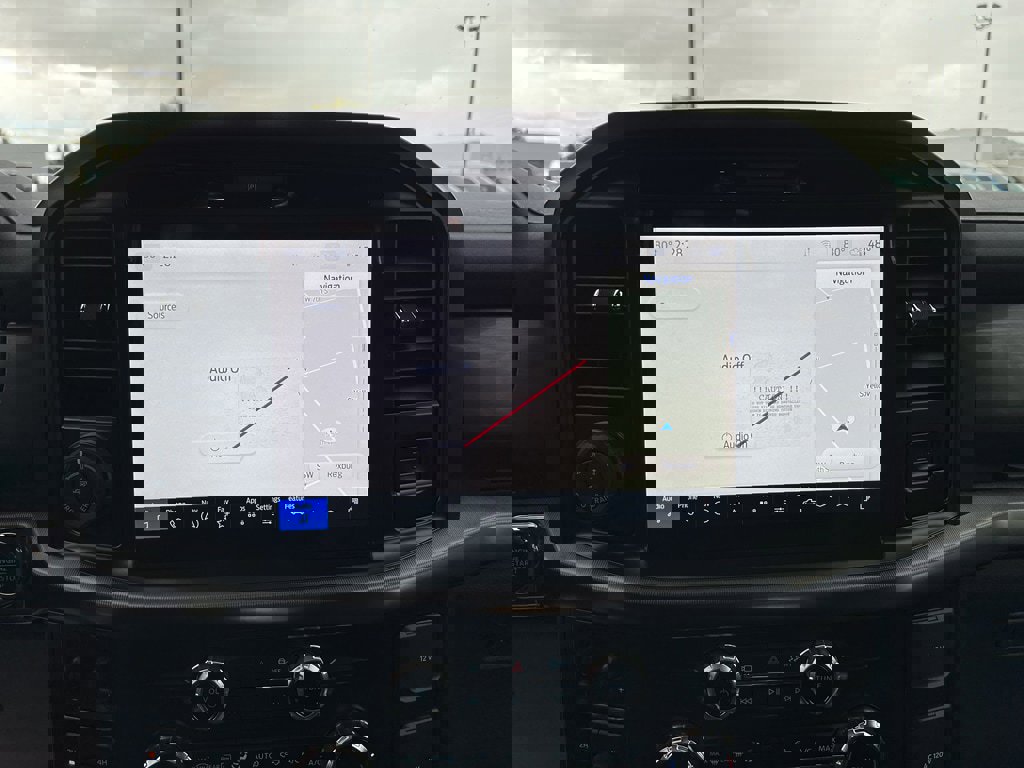 New 2025 Ford F150 Lariat w/ Equipment Group 501A Mid image 15