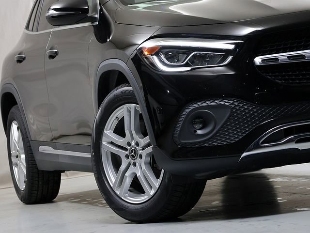 Certified 2023 Mercedes-Benz GLA 250 4MATIC image 4