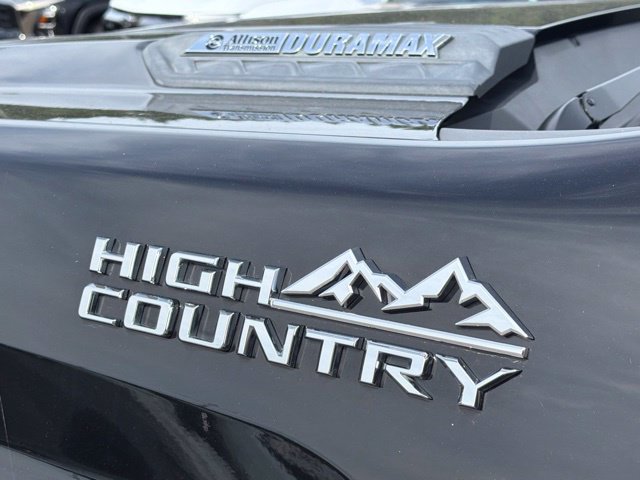 Used 2023 Chevrolet Silverado 2500 High Country w/ Z71 Off-Road Package AWD/4WD image 13