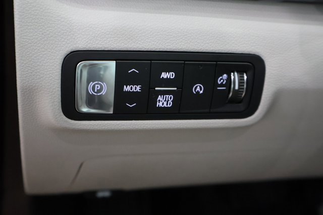 New 2026 GMC Terrain Denali w/ LPO, Floor Liner Package image 18