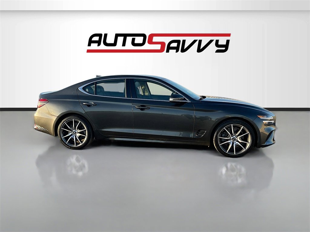 Used 2022 Genesis G70 3.3T image 8