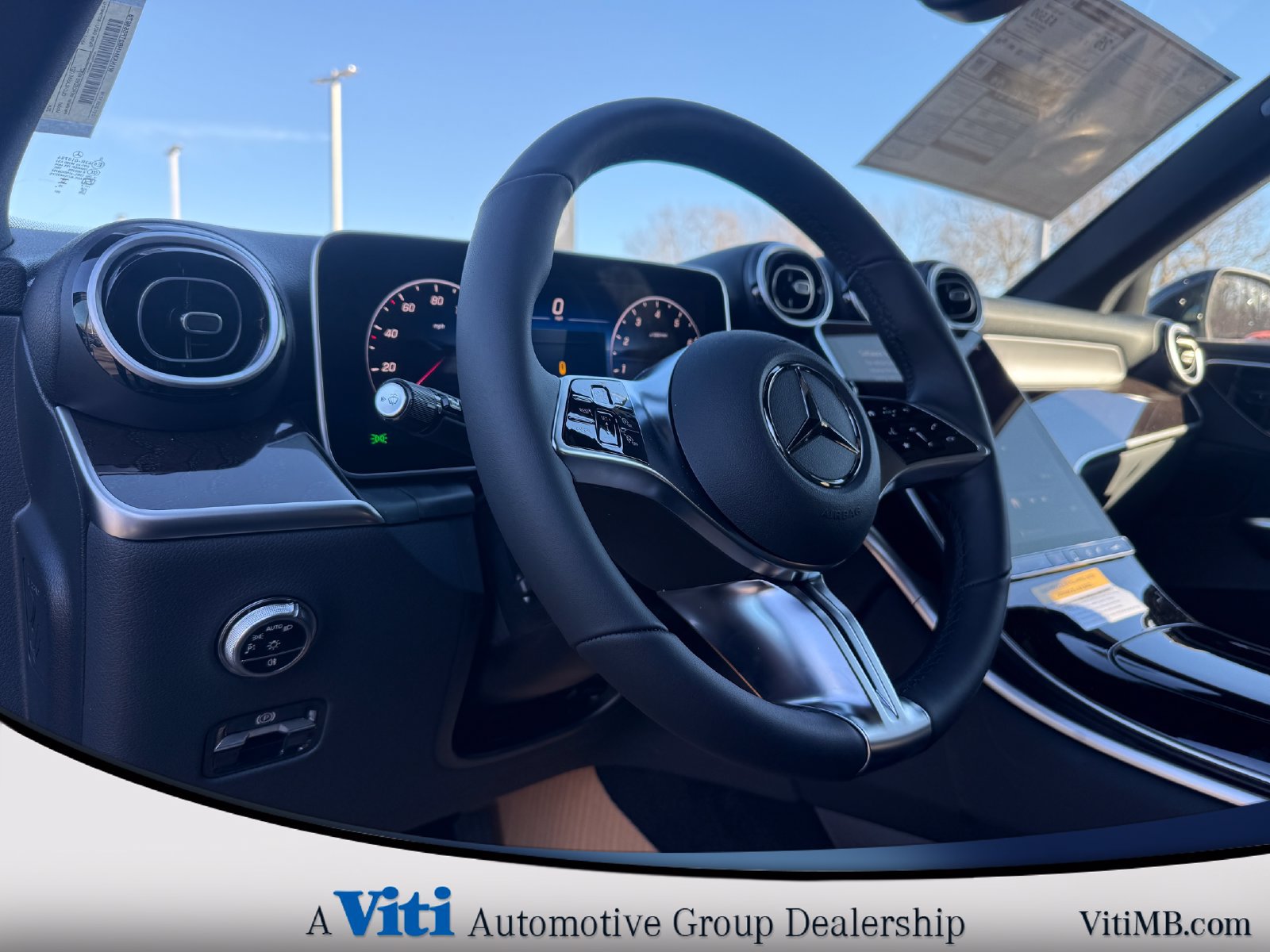 Used 2026 Mercedes-Benz GLC 300 4MATIC image 12