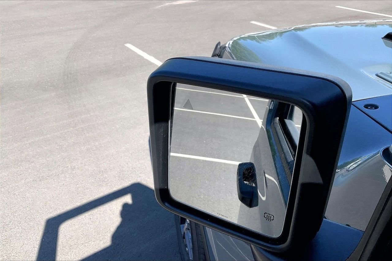 New 2026 Jeep Wrangler Sahara AWD/4WD image 26