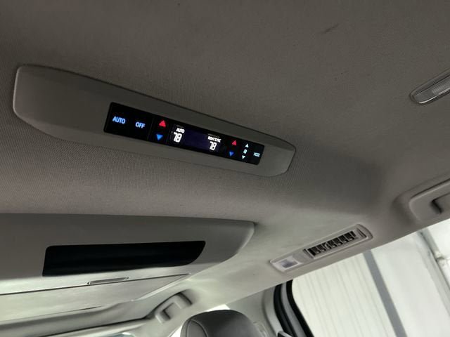 Used 2024 Toyota Sienna Limited AWD/4WD image 22