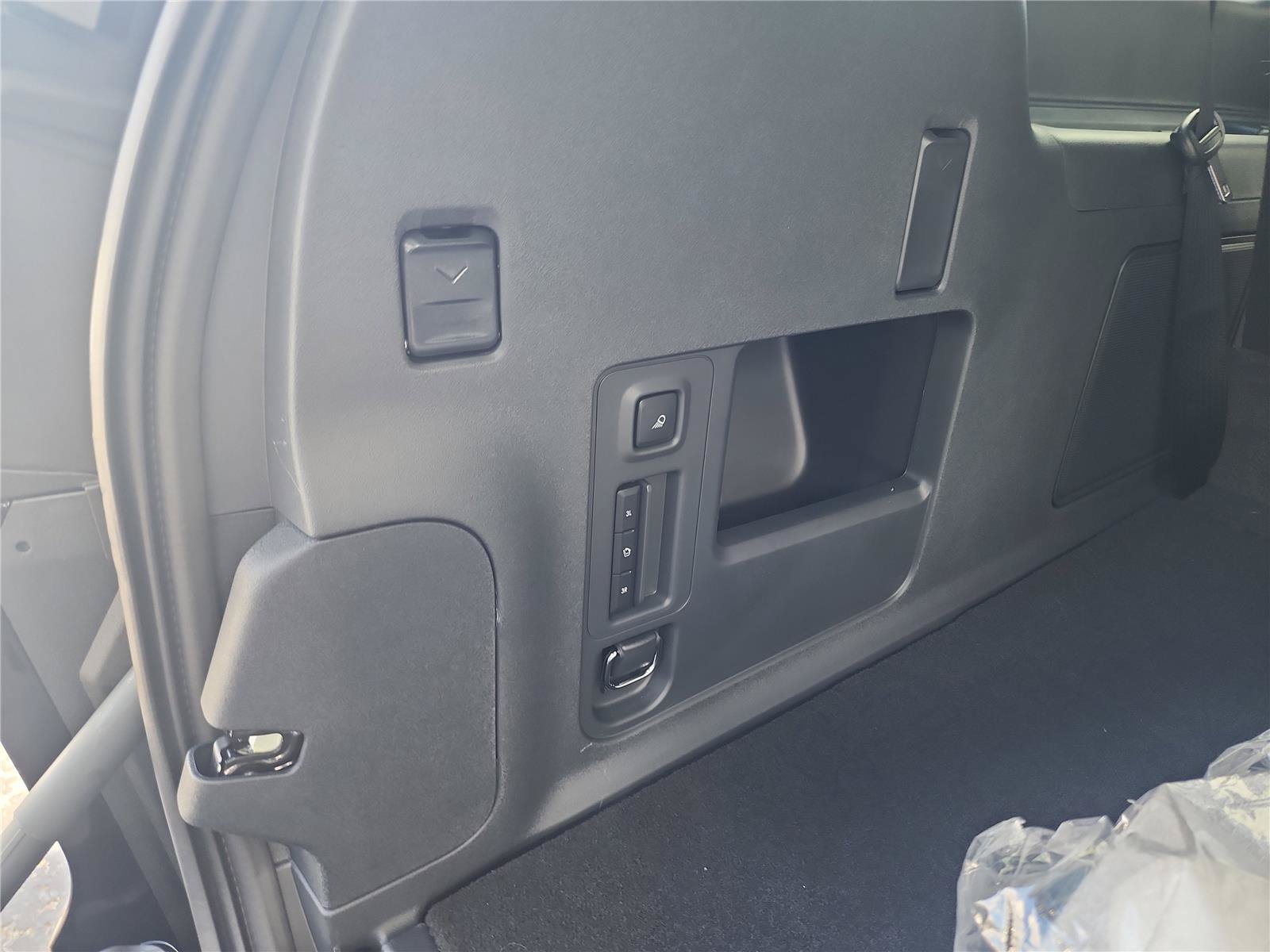 New 2025 Lincoln Navigator L Black Label AWD/4WD image 23