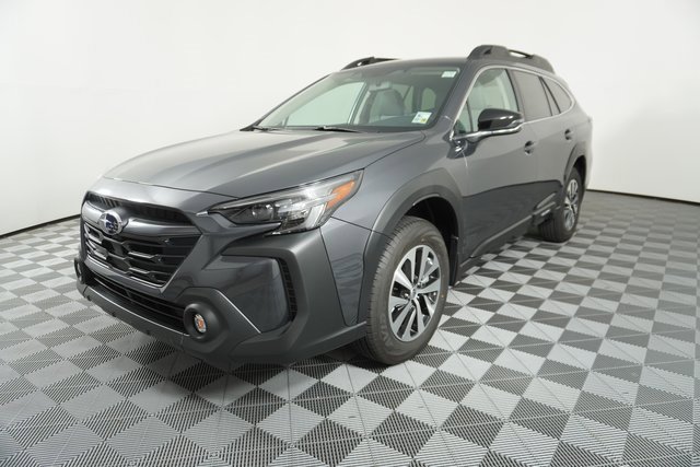 New 2025 Subaru Outback Premium image 3