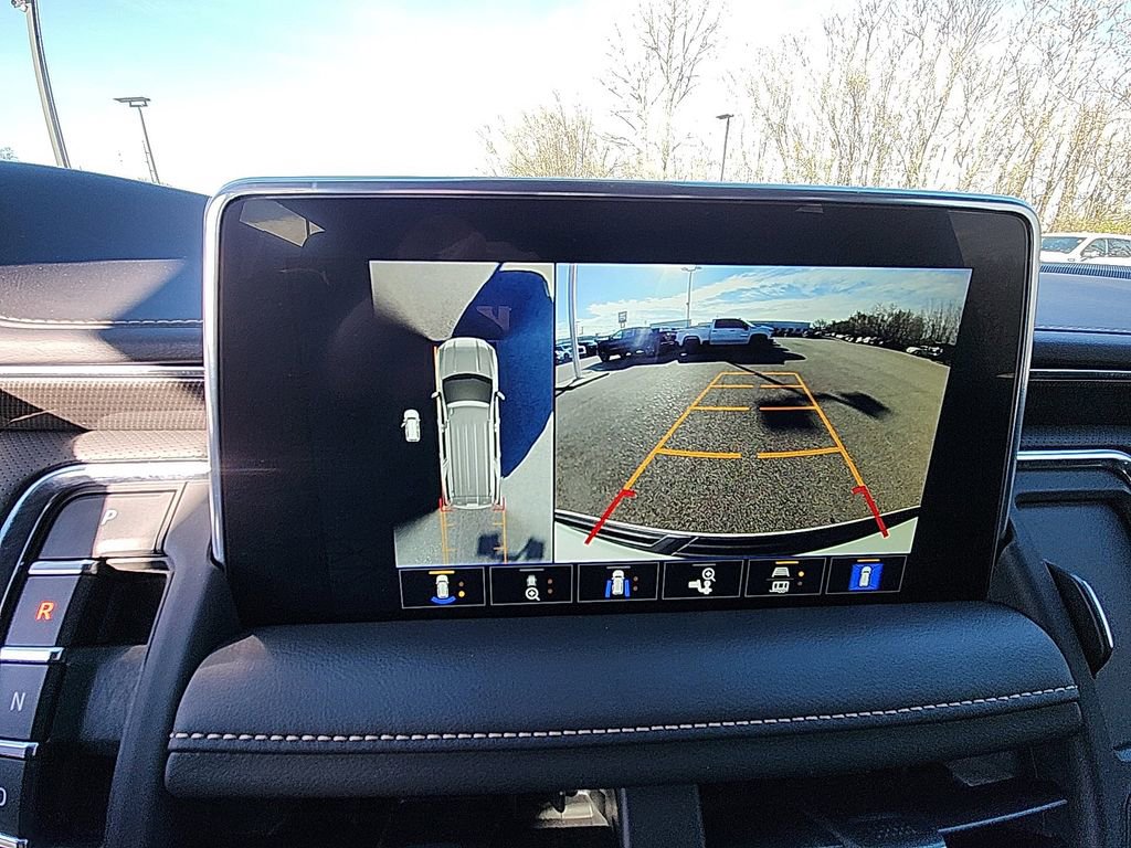 Used 2023 GMC Yukon AT4 w/ AT4 Premium Plus Package image 22