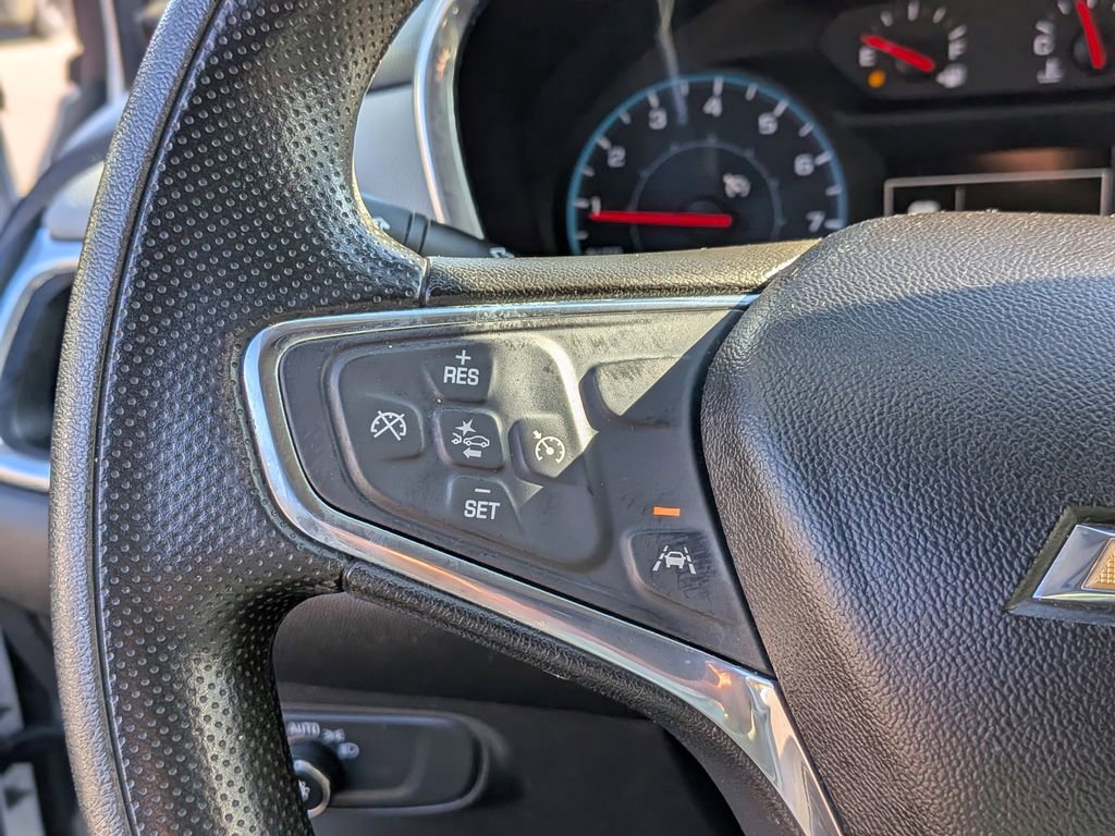 Used 2020 Chevrolet Equinox LS image 20