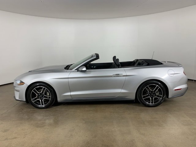 Used 2018 Ford Mustang Premium image 32