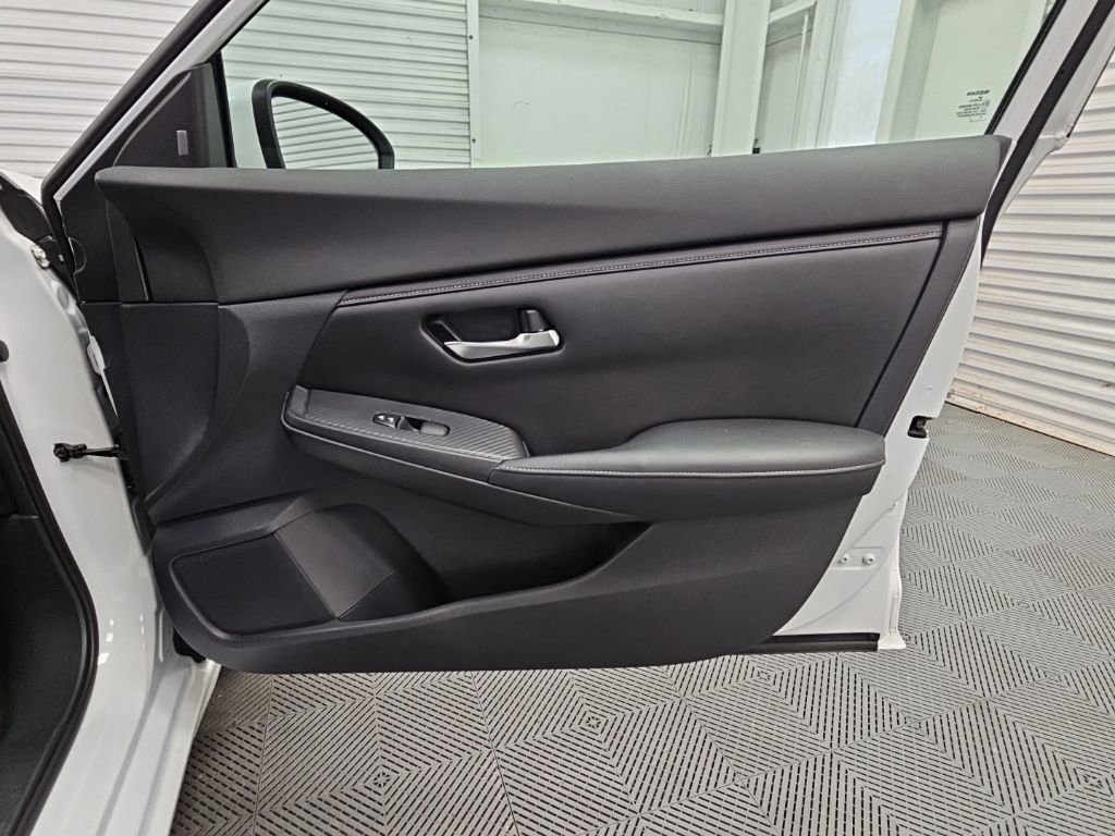 Used 2020 Nissan Sentra SV w/ Electronics Package FWD image 34