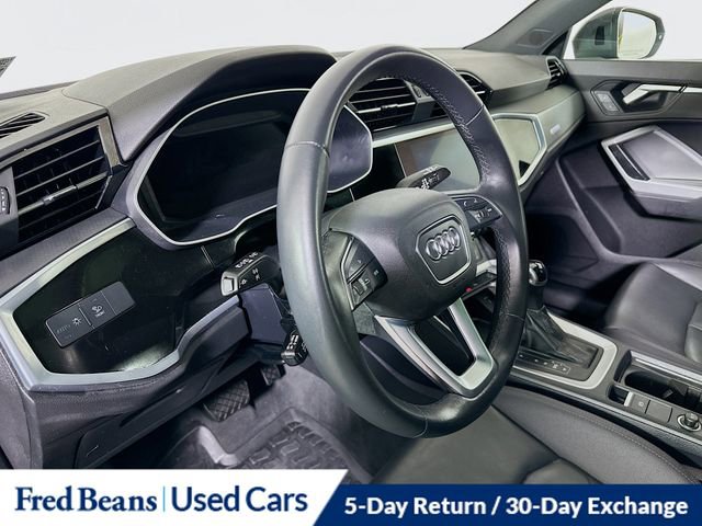 Used 2022 Audi Q3 2.0T Premium Plus AWD/4WD image 9