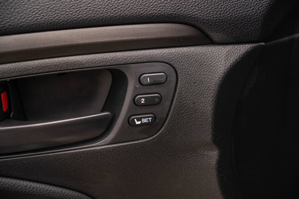 Used 2025 Honda Ridgeline TrailSport image 12