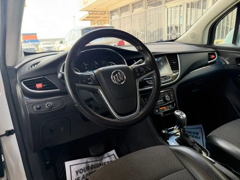 Used 2020 Buick Encore Preferred FWD image 24