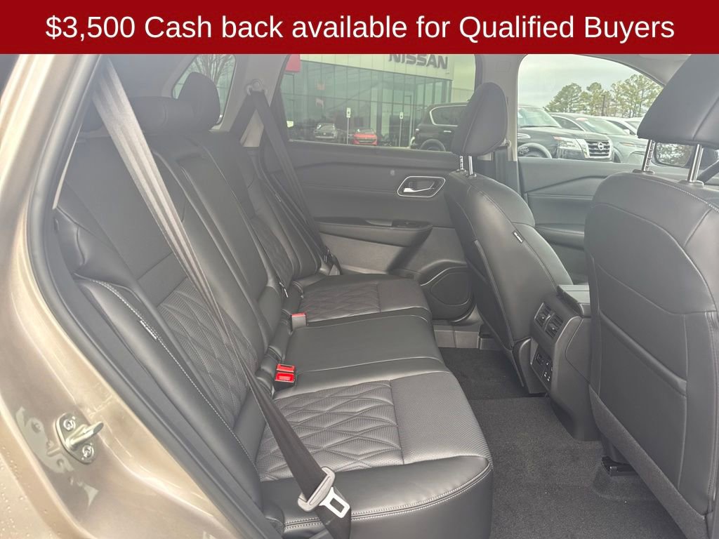 New 2026 Nissan Rogue Platinum image 44