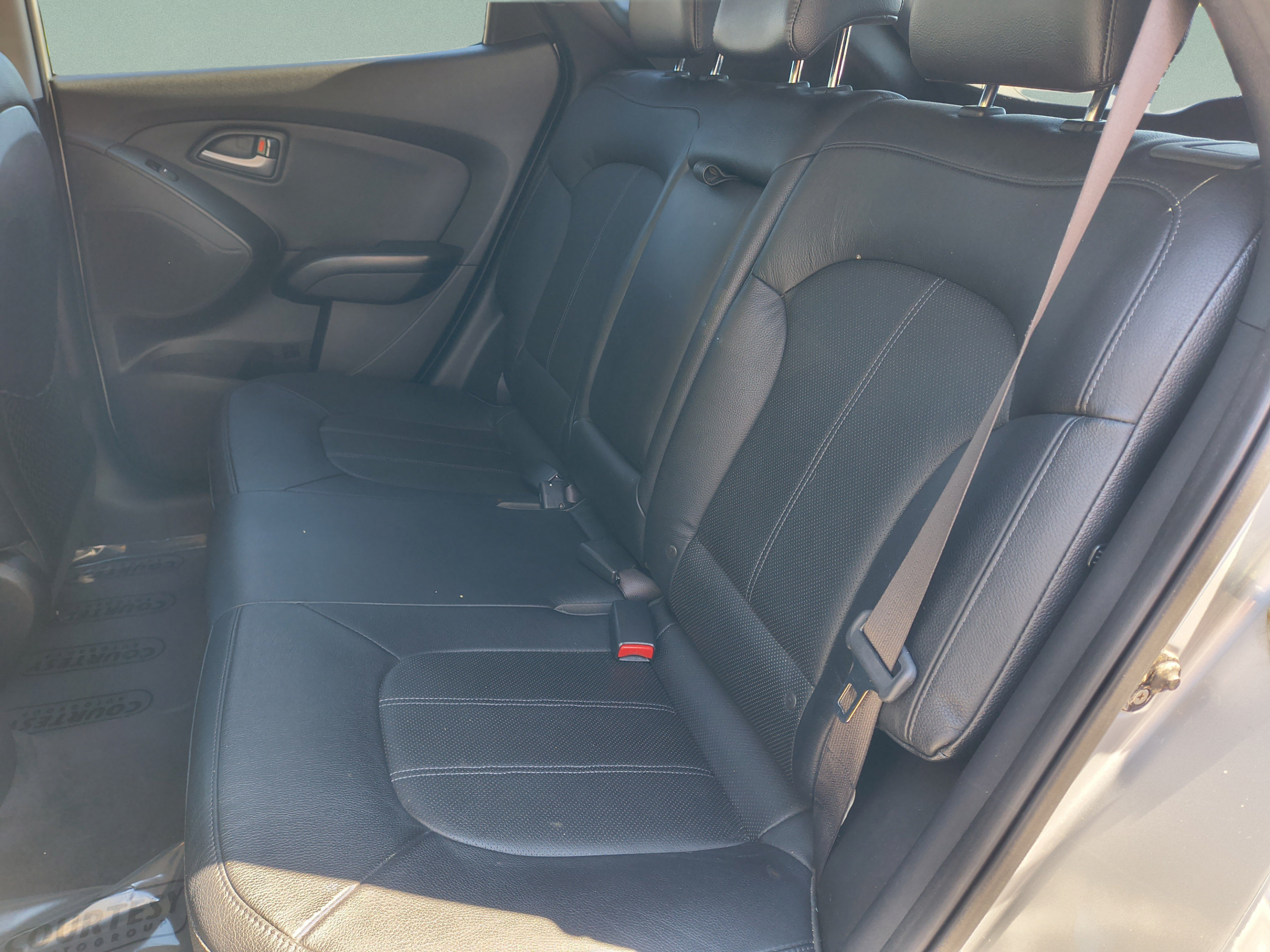 Used 2014 Hyundai Tucson Limited FWD image 16