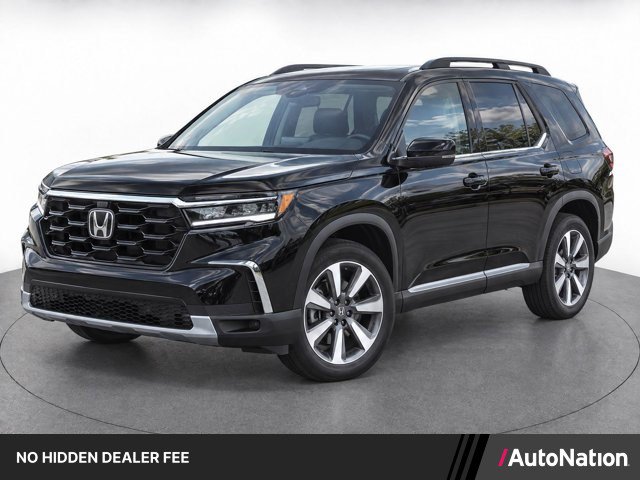 Used 2025 Honda Pilot Elite