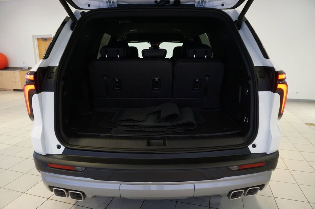 New 2026 Chevrolet Traverse LT w/ Driver Confidence Package image 26