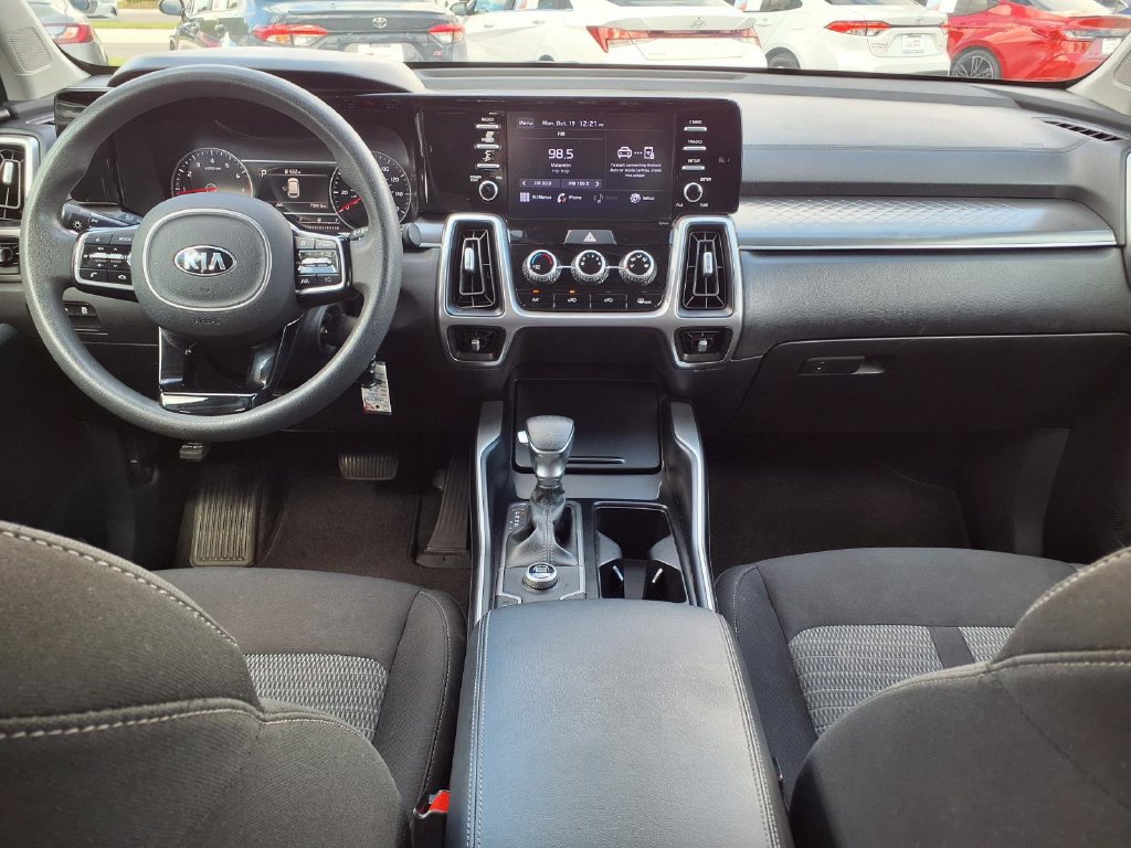 Used 2021 Kia Sorento LX FWD image 19
