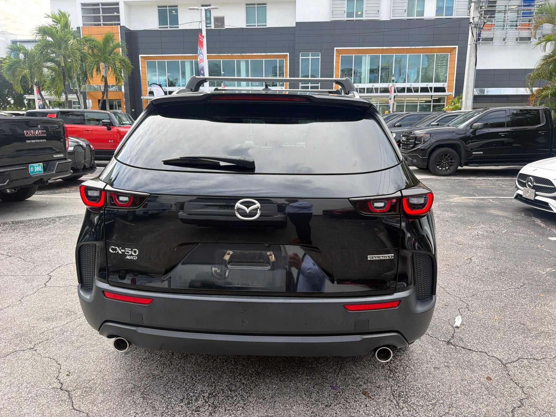 Used 2024 MAZDA CX-50 AWD 2.5 S w/ Premium Package image 4