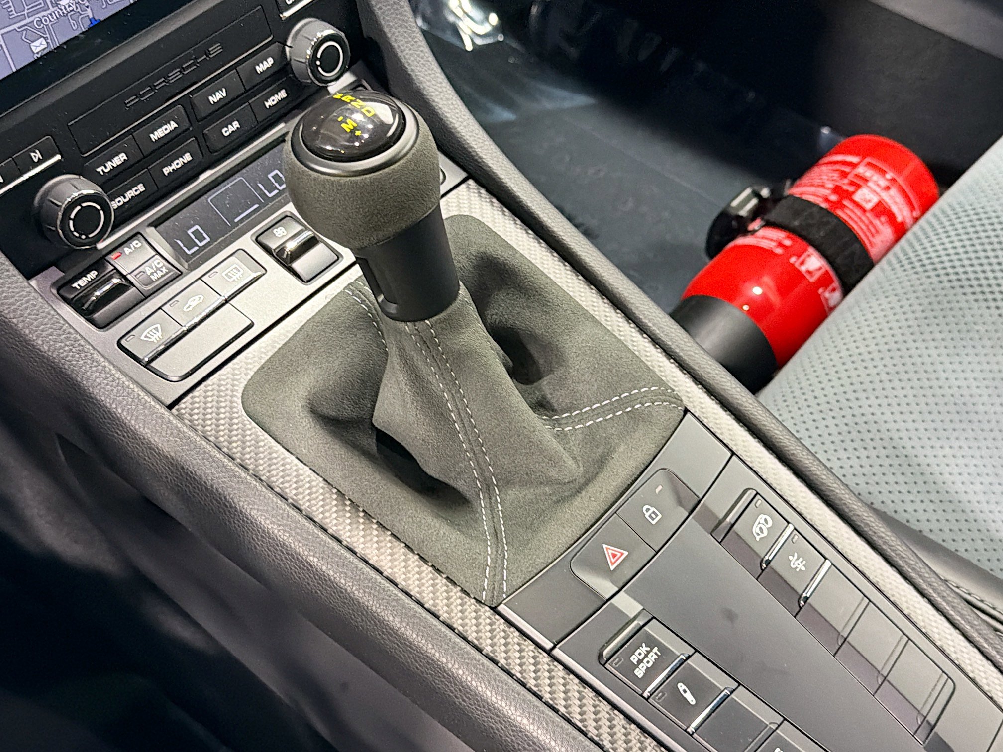 Used 2025 Porsche 718 Cayman GT4 RS w/ Chrono Package RWD image 24