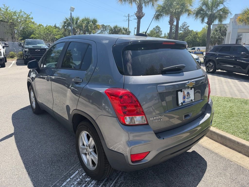 Used 2020 Chevrolet Trax LS w/ Tint and Cruise Package FWD image 6