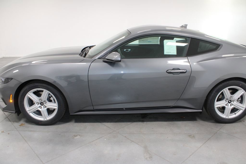 New 2026 Ford Mustang Coupe image 5