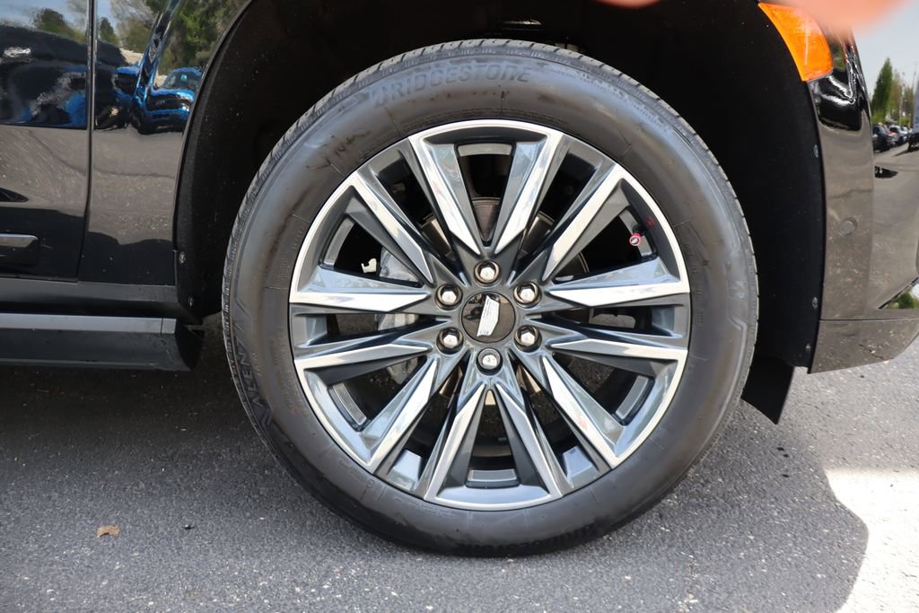 Used 2024 Cadillac Escalade Sport w/ Touring Package AWD/4WD image 12
