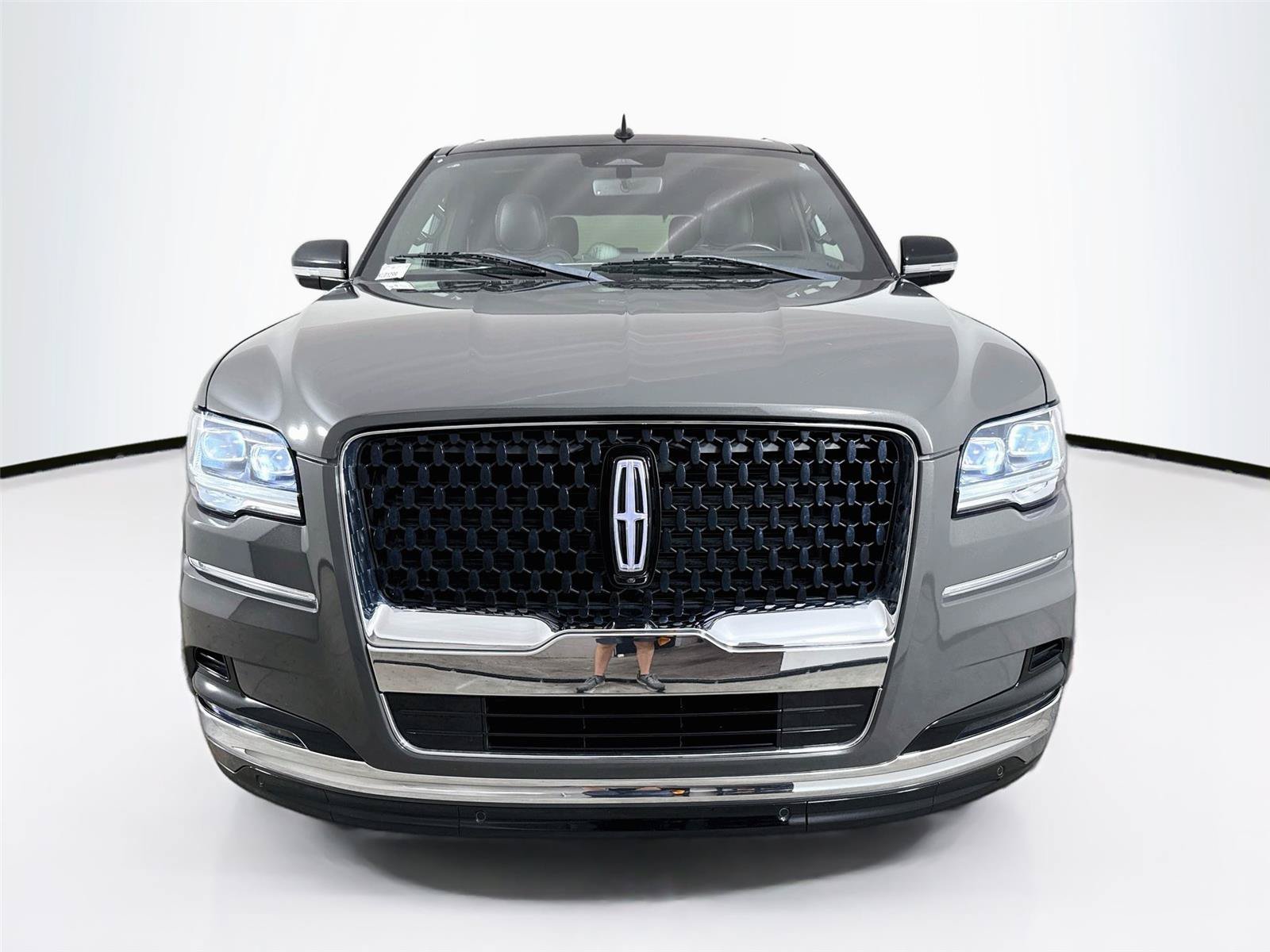Used 2023 Lincoln Navigator Black Label AWD/4WD image 8