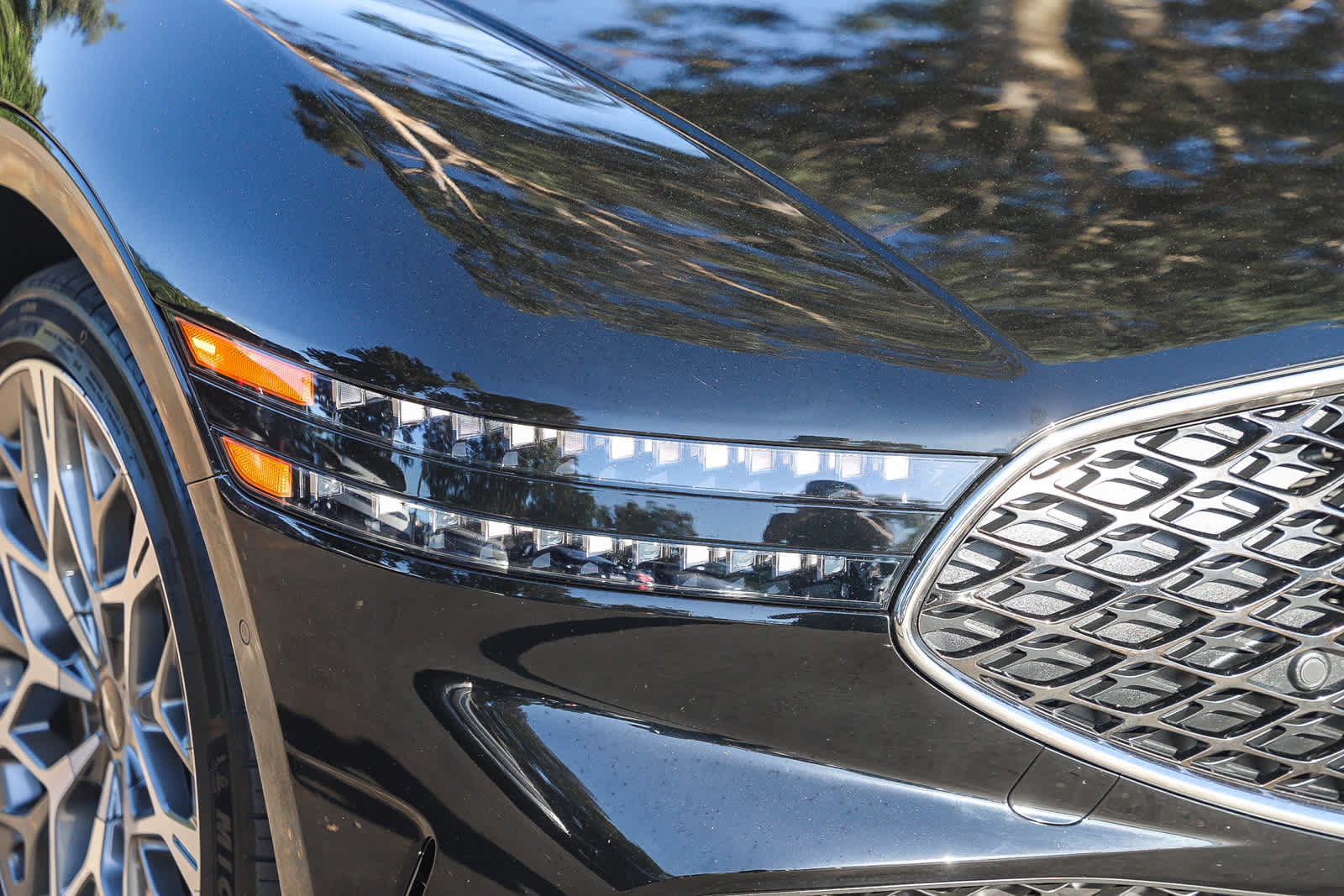 Used 2023 Genesis G90 3.5T AWD/4WD image 4