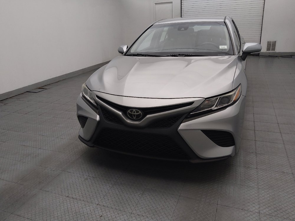 Used 2018 Toyota Camry SE w/ Convenience Package FWD image 15