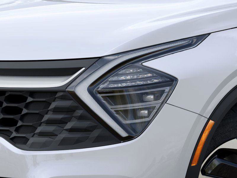 New 2025 Kia Sportage LX image 10