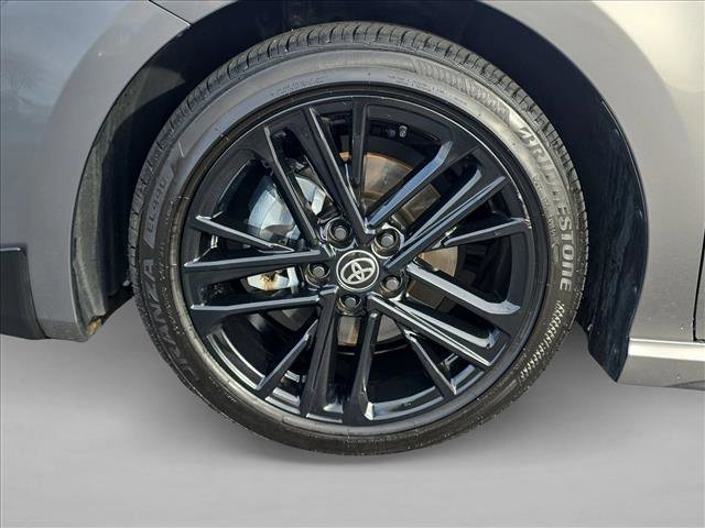 Used 2025 Toyota Camry SE image 8