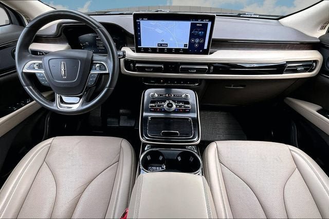 Used 2021 Lincoln Nautilus Reserve AWD/4WD image 15