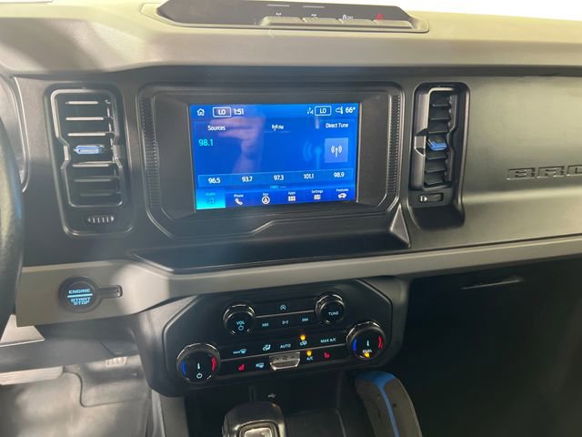 Used 2022 Ford Bronco Black Diamond image 18