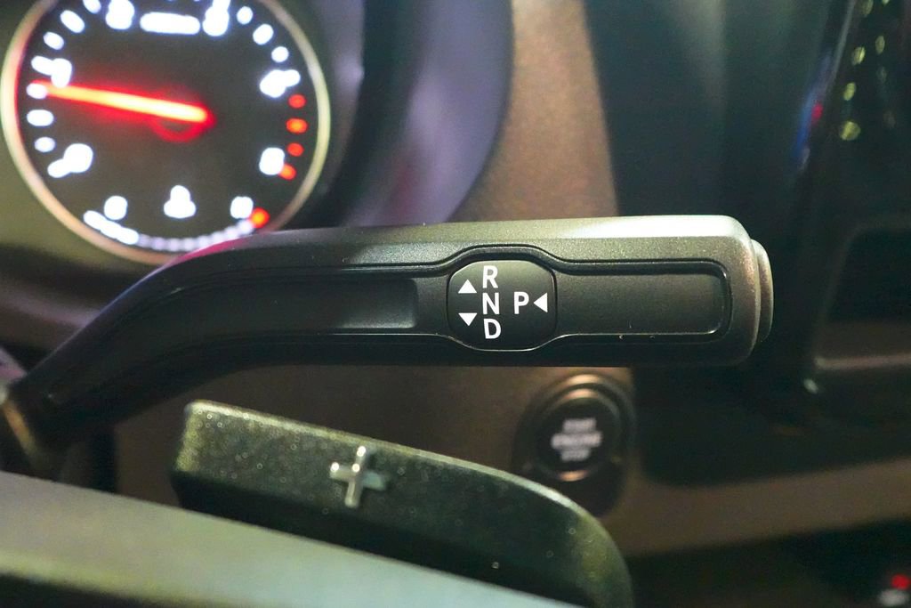 Used 2025 Mercedes-Benz Sprinter 2500 image 12