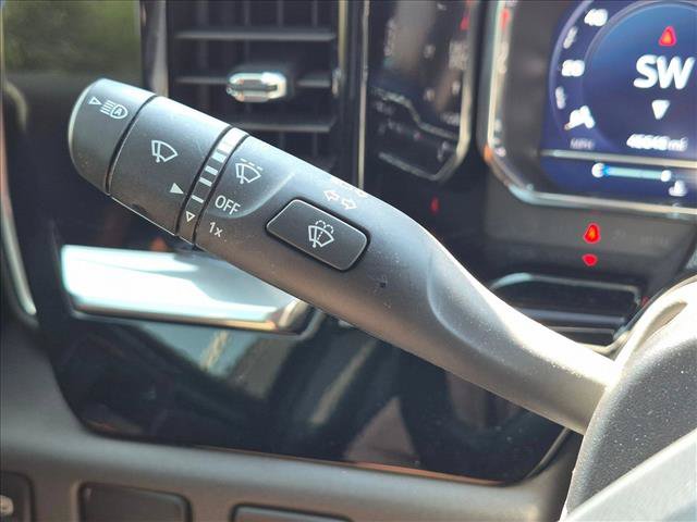 Used 2024 Chevrolet Silverado 1500 LT RWD image 10