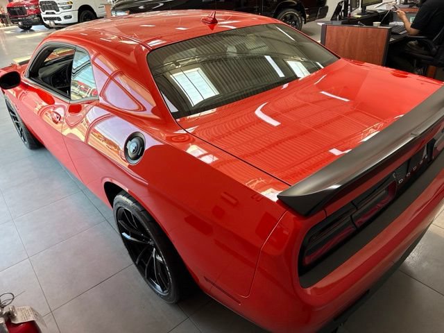 Used 2022 Dodge Challenger R/T Scat Pack w/ Driver Convenience Group RWD image 13