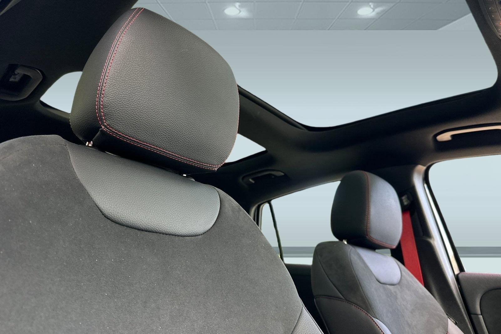 Certified 2025 Mercedes-Benz GLA 35 AMG 4MATIC image 26