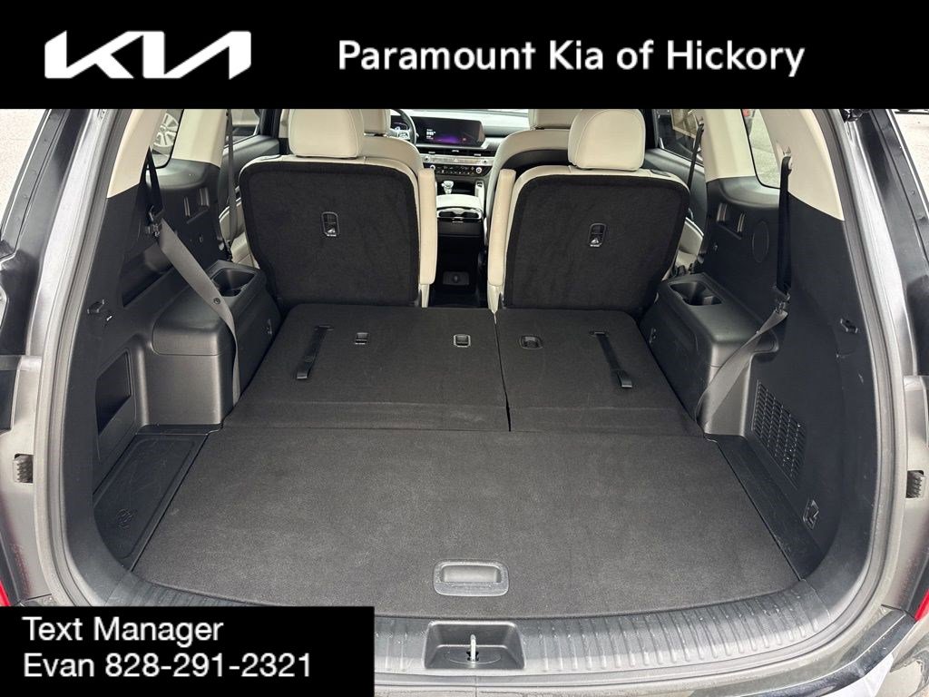 Used 2023 Kia Telluride S image 14