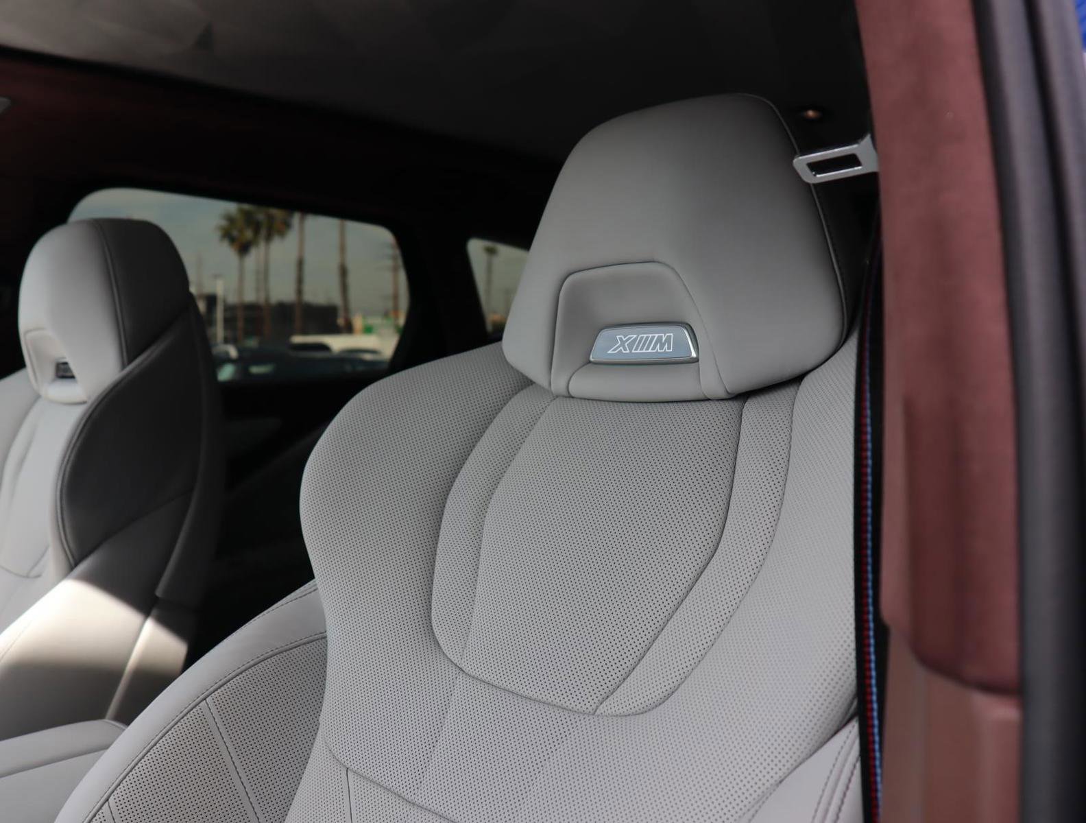 Used 2023 BMW XM image 22