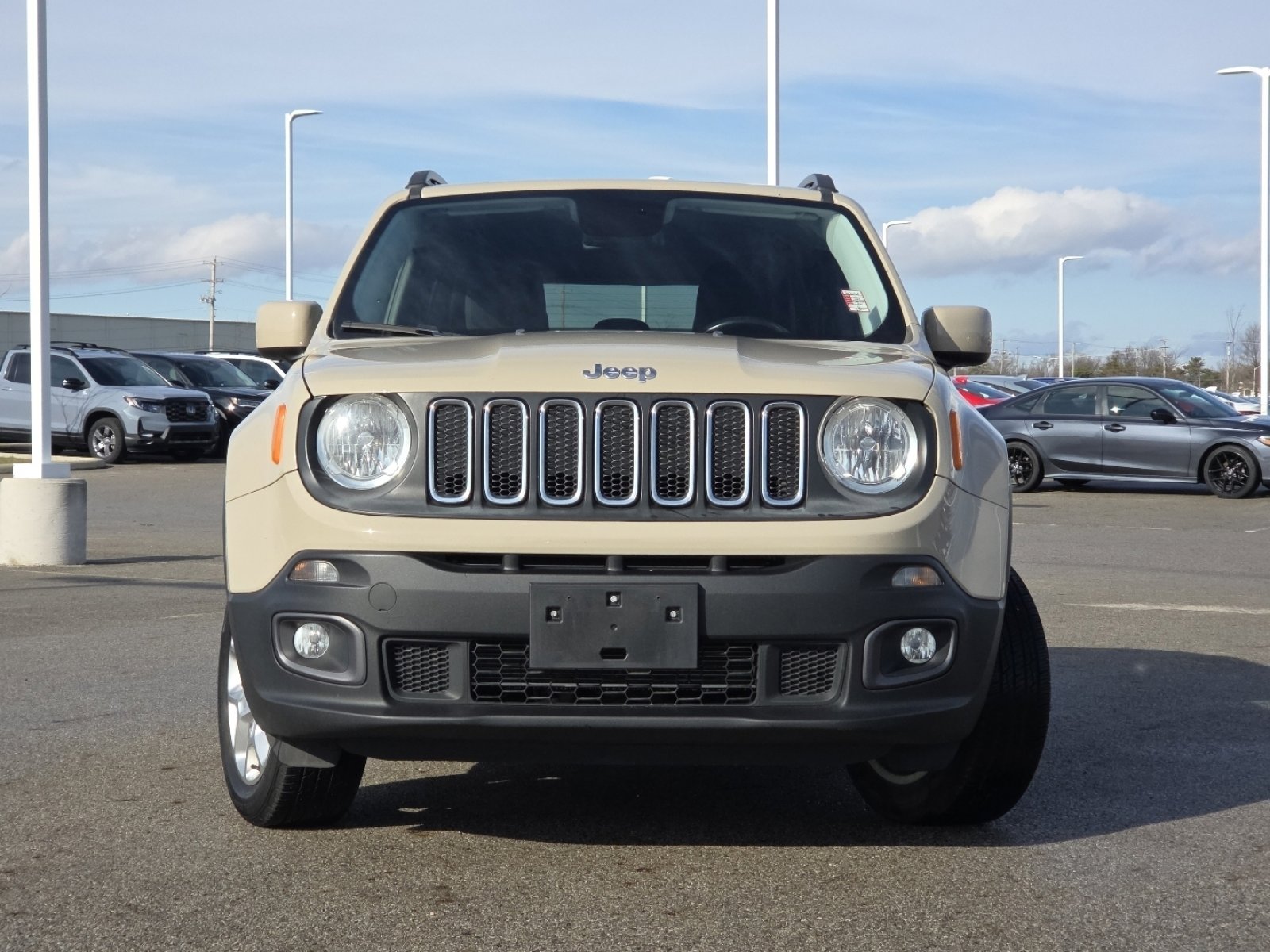 Used 2016 Jeep Renegade Latitude image 13