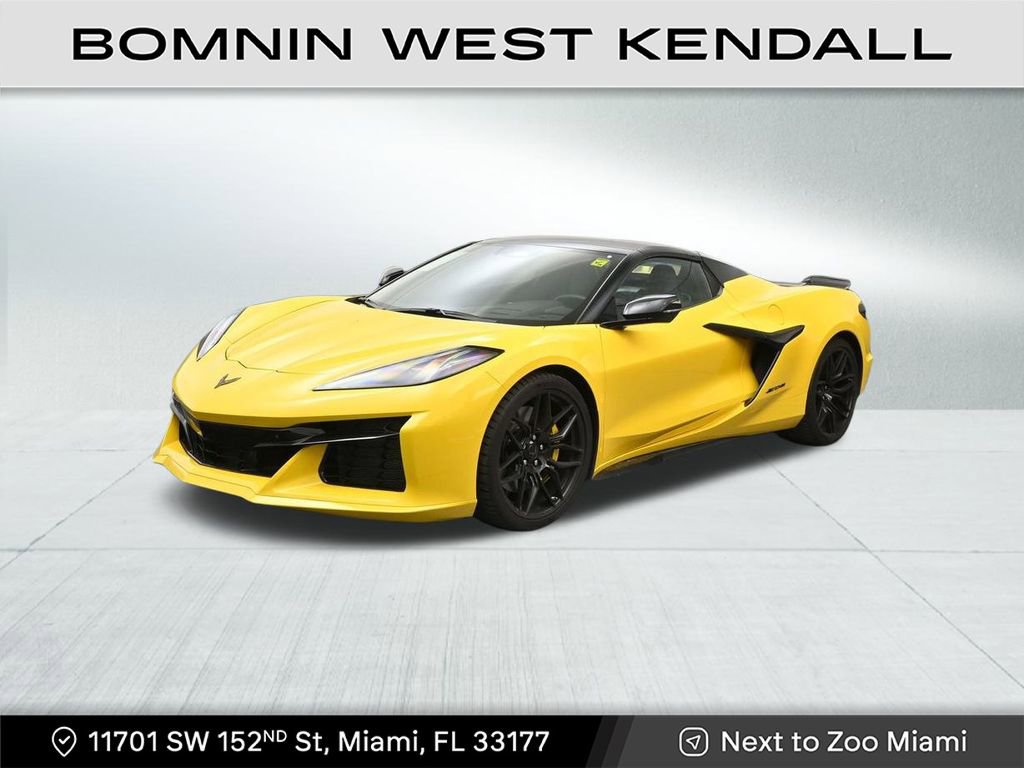 Used 2025 Chevrolet Corvette Z06 w/ Stealth Interior Trim Package video 1