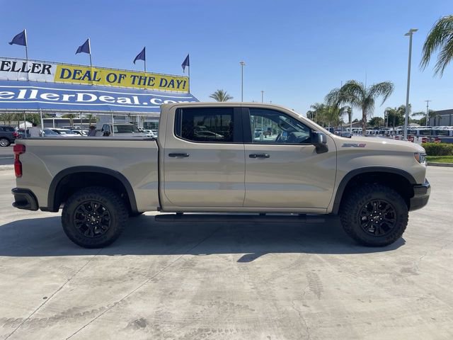 Used 2023 Chevrolet Silverado 1500 ZR2 w/ Technology Package AWD/4WD image 9