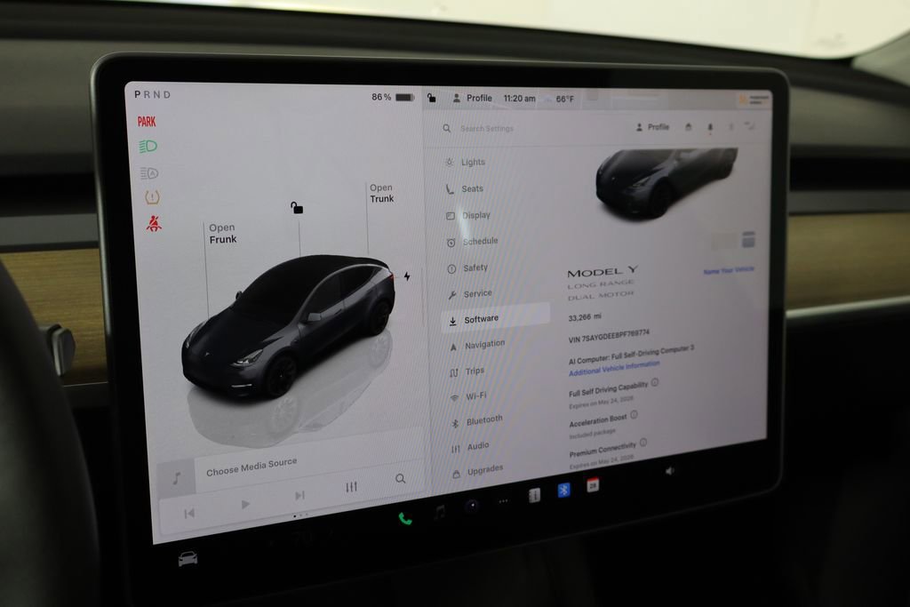 Used 2023 Tesla Model Y Long Range AWD/4WD image 32