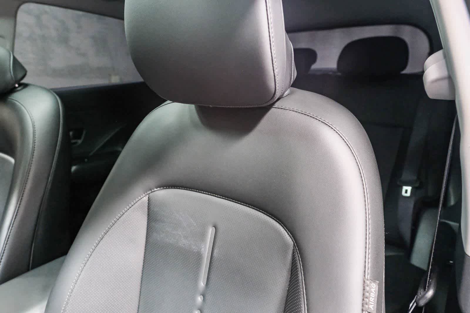 Used 2024 Hyundai Kona Limited FWD image 26